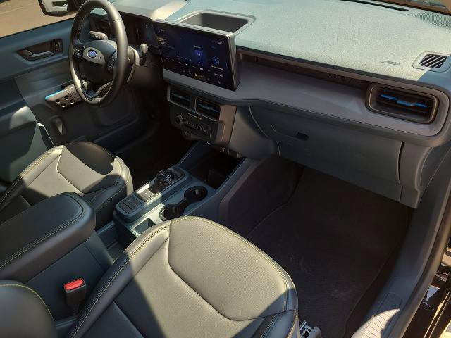 Certified 2025 Ford Maverick Lobo AWD/4WD image 10