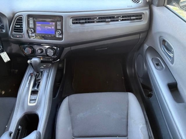 Used 2020 Honda HR-V LX image 12