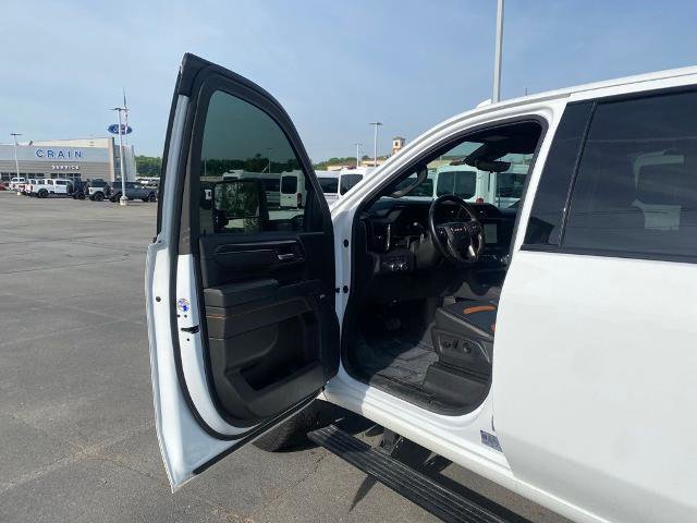Used 2024 GMC Sierra 2500 AT4 w/ AT4 Premium Plus Package AWD/4WD image 10