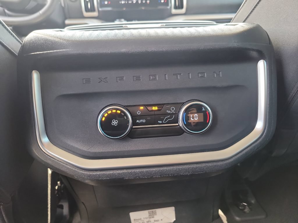 Certified 2025 Ford Expedition Active RWD image 15
