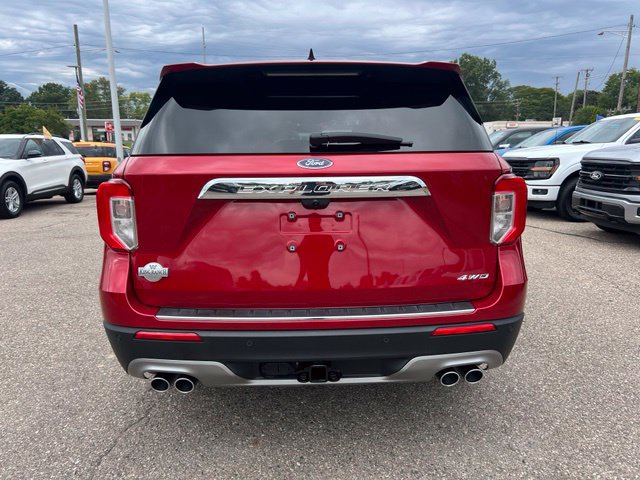 Certified 2022 Ford Explorer King Ranch w/ Premium Technology Package AWD/4WD image 5