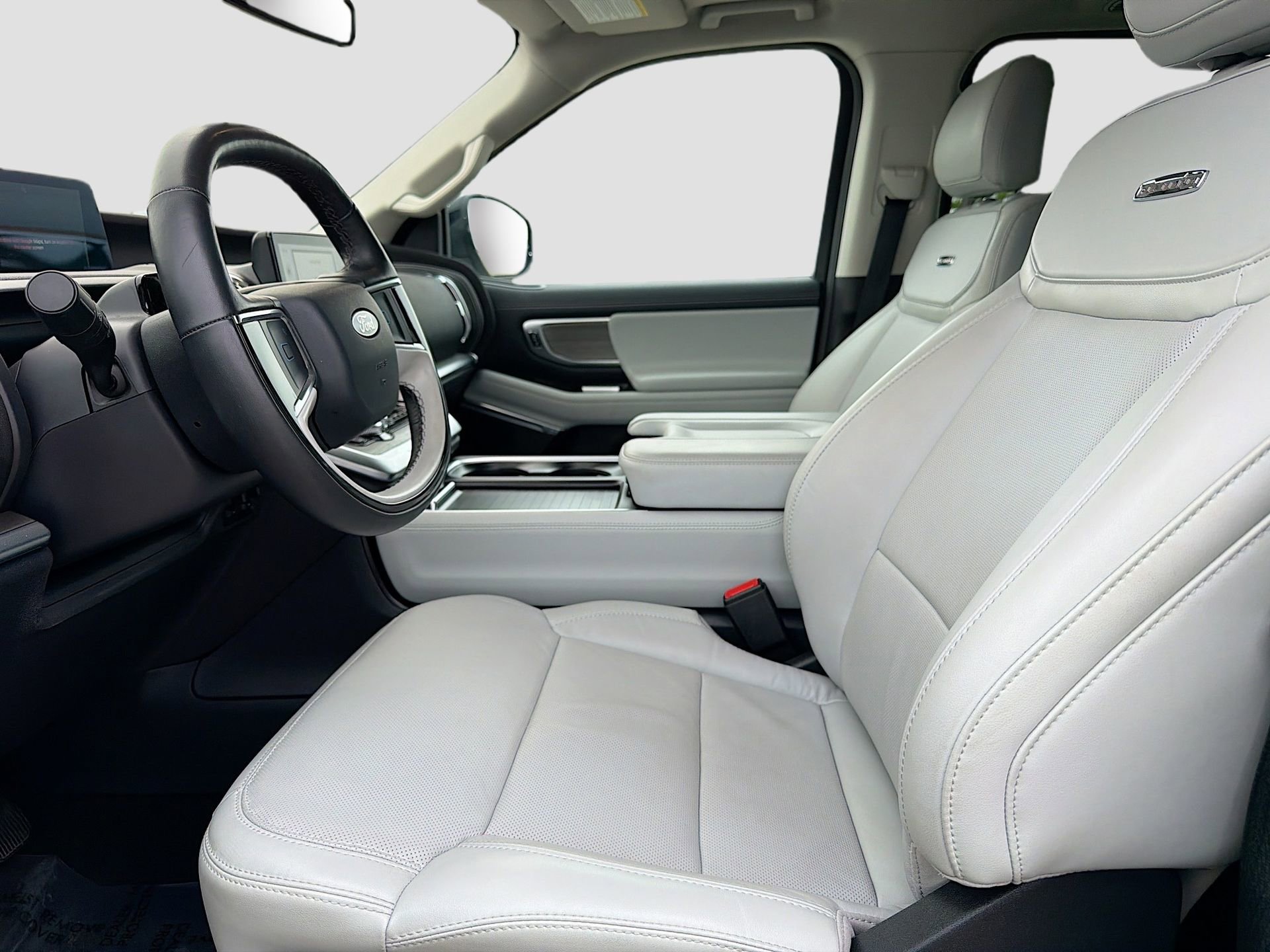 Certified 2025 Ford Expedition Platinum AWD/4WD image 24