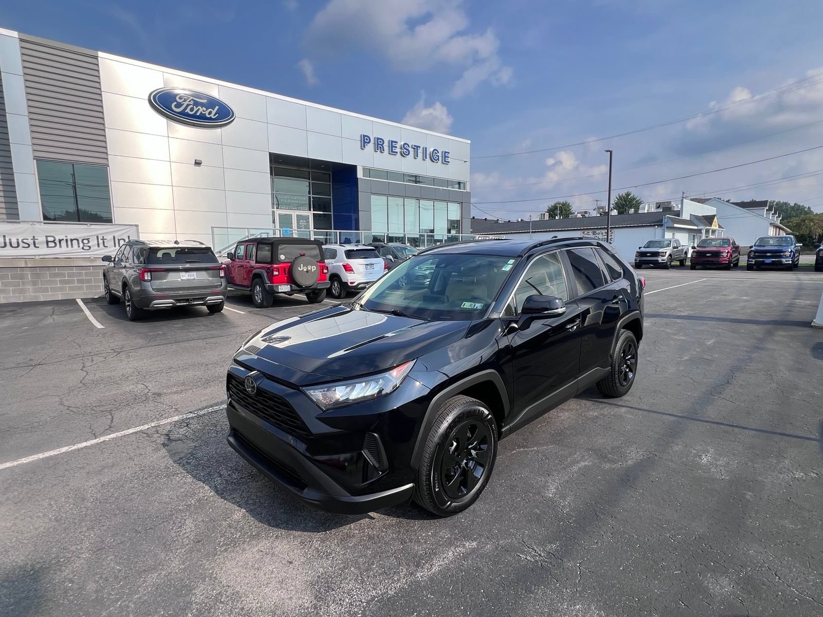 Used 2019 Toyota RAV4 LE w/ All Weather Liner Package AWD/4WD image 4
