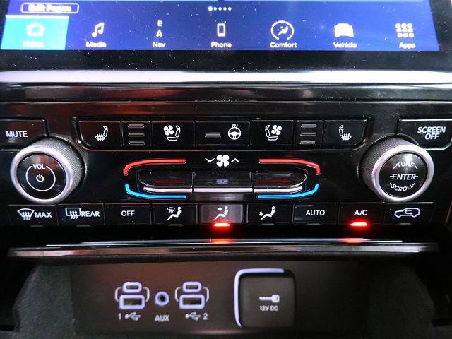 Used 2021 Jeep Grand Cherokee L Summit w/ Luxury Tech Group V AWD/4WD image 28