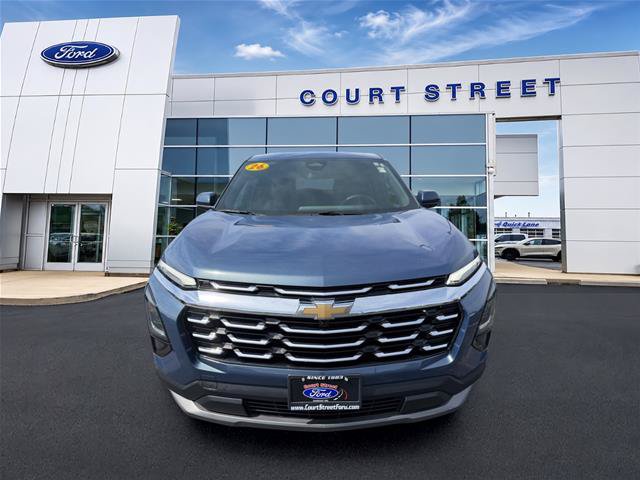 Used 2026 Chevrolet Equinox LT w/ Convenience Package II AWD/4WD image 2