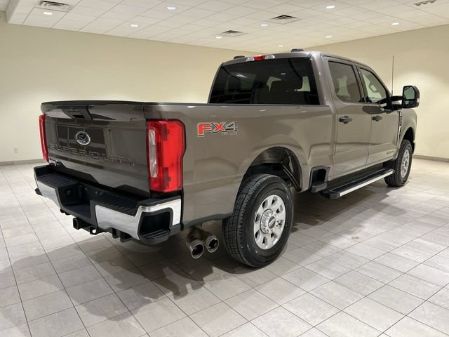Certified 2023 Ford F250 XLT w/ FX4 Off-Road Package AWD/4WD image 5