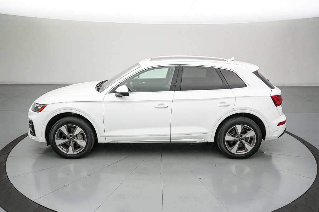 Used 2023 Audi Q5 2.0T Premium w/ Convenience Package AWD/4WD image 7