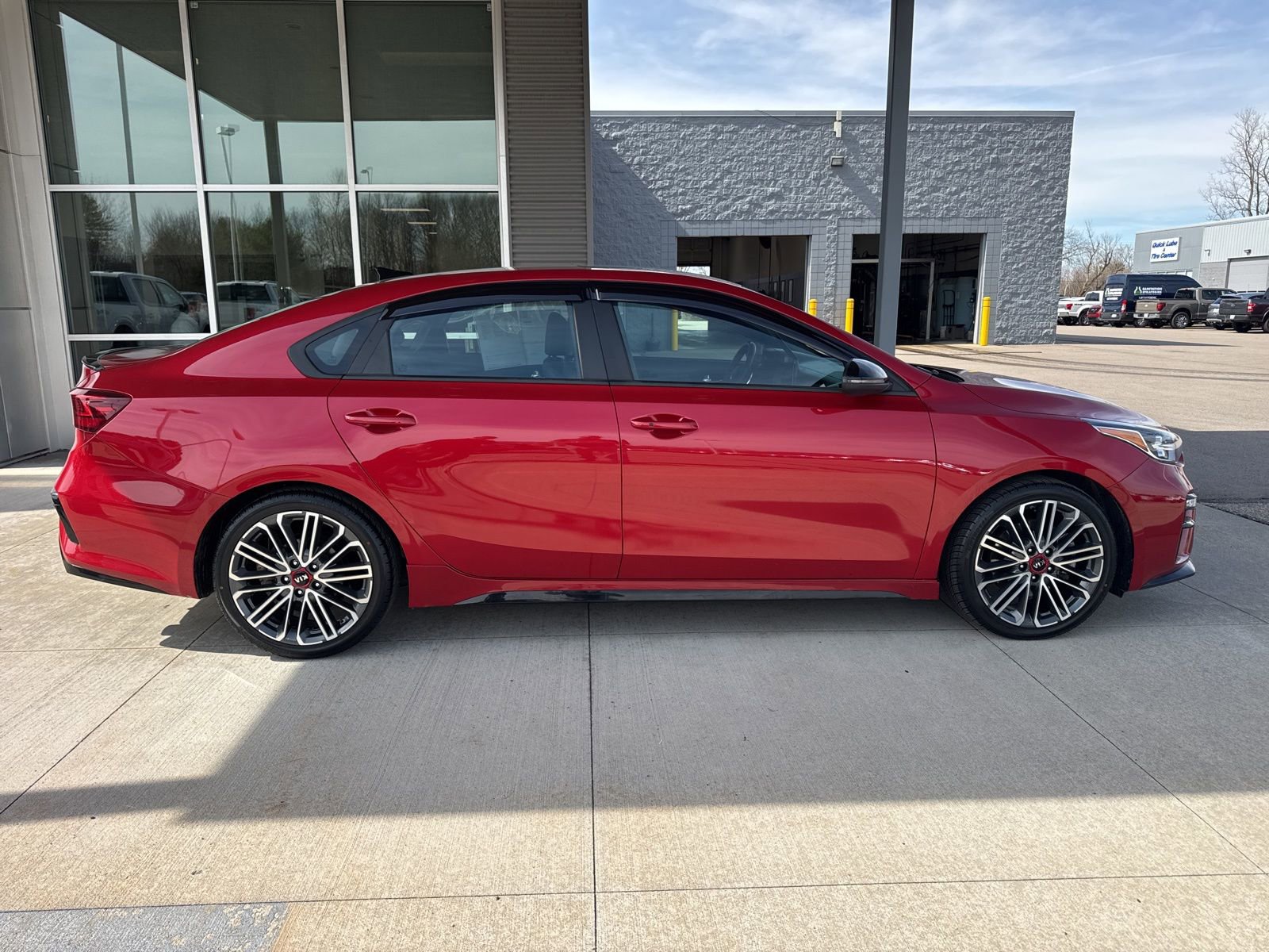 Used 2021 Kia Forte GT w/ GT2 Package image 9