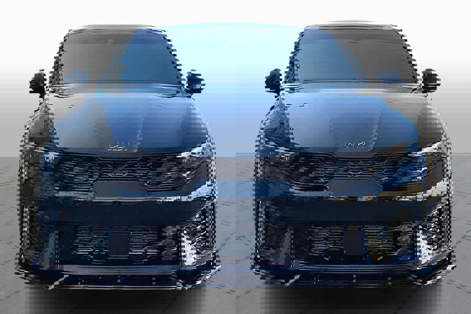 Used 2025 Kia K5 GT-Line w/ GT-Line Premium Package image 4