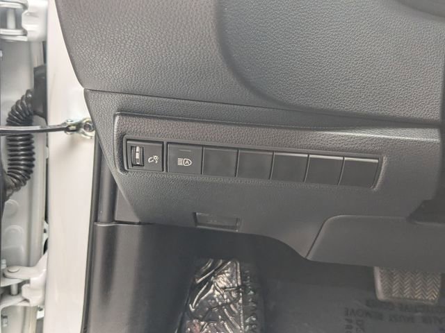 Used 2024 Toyota Corolla LE FWD image 12