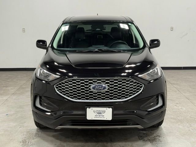 Certified 2023 Ford Edge SEL image 4