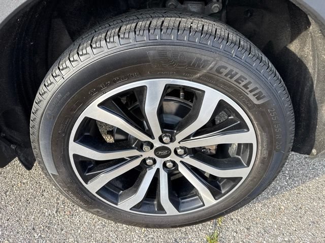 Certified 2020 Ford Explorer ST w/ Premium Technology Package AWD/4WD image 4