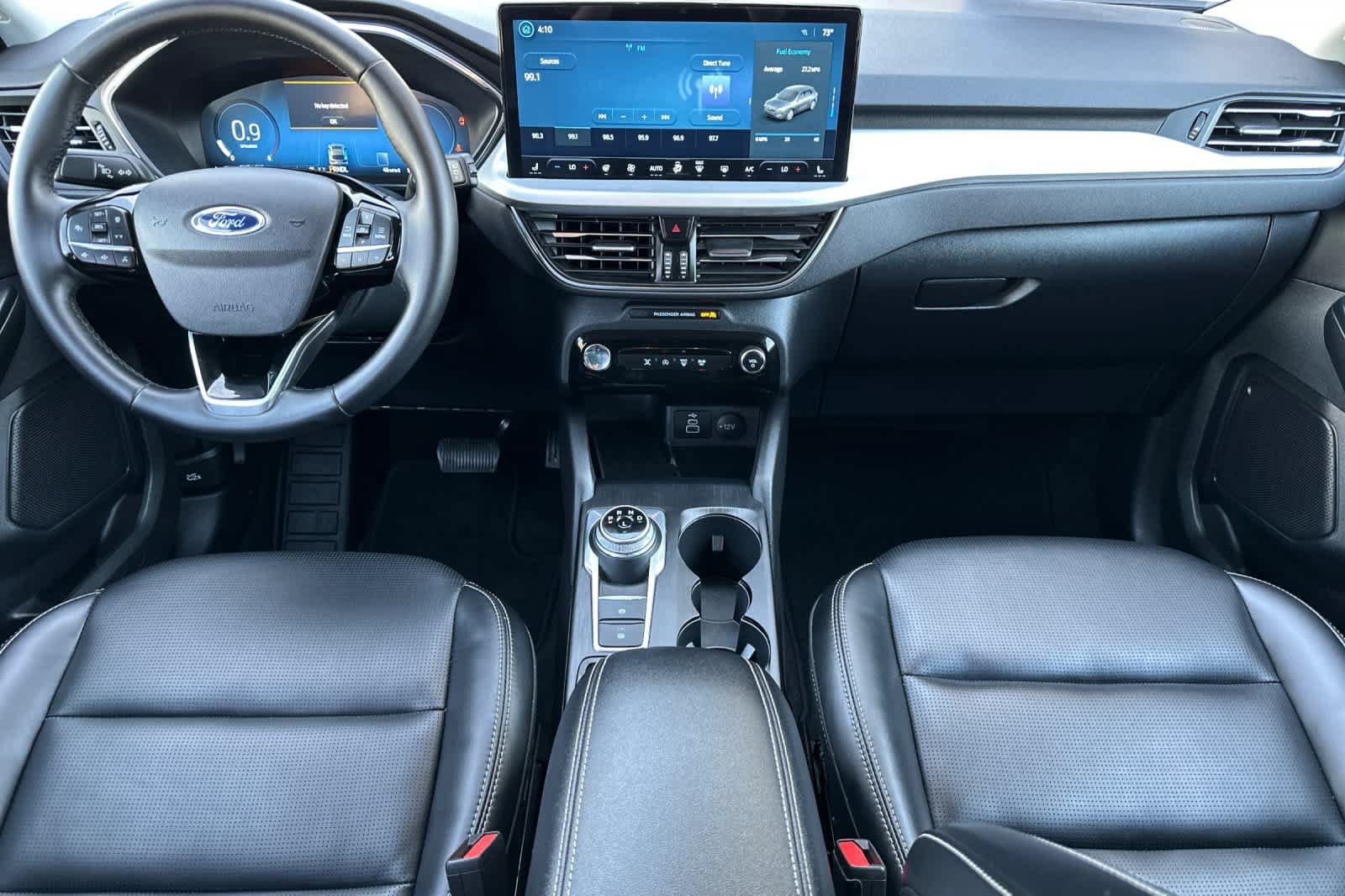 Certified 2025 Ford Escape Platinum AWD/4WD image 3