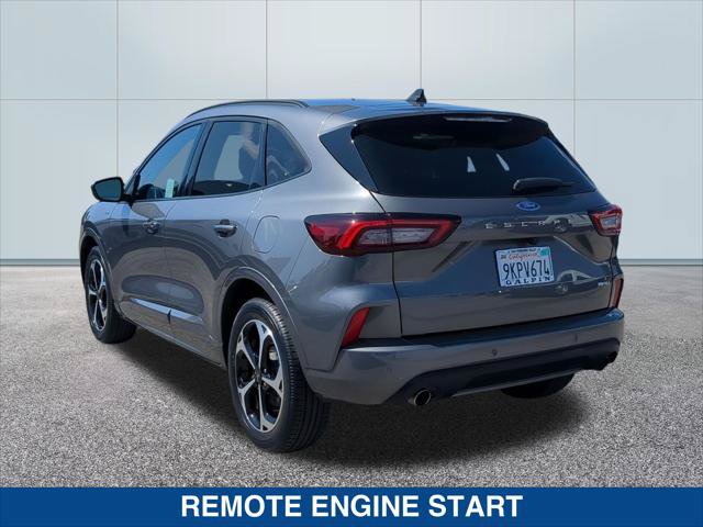Certified 2024 Ford Escape ST-Line Select w/ Tech Pack #2 AWD/4WD image 3
