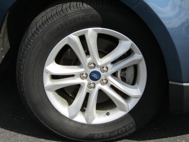 Certified 2019 Ford Edge SEL w/ Equipment Group 201A AWD/4WD image 5