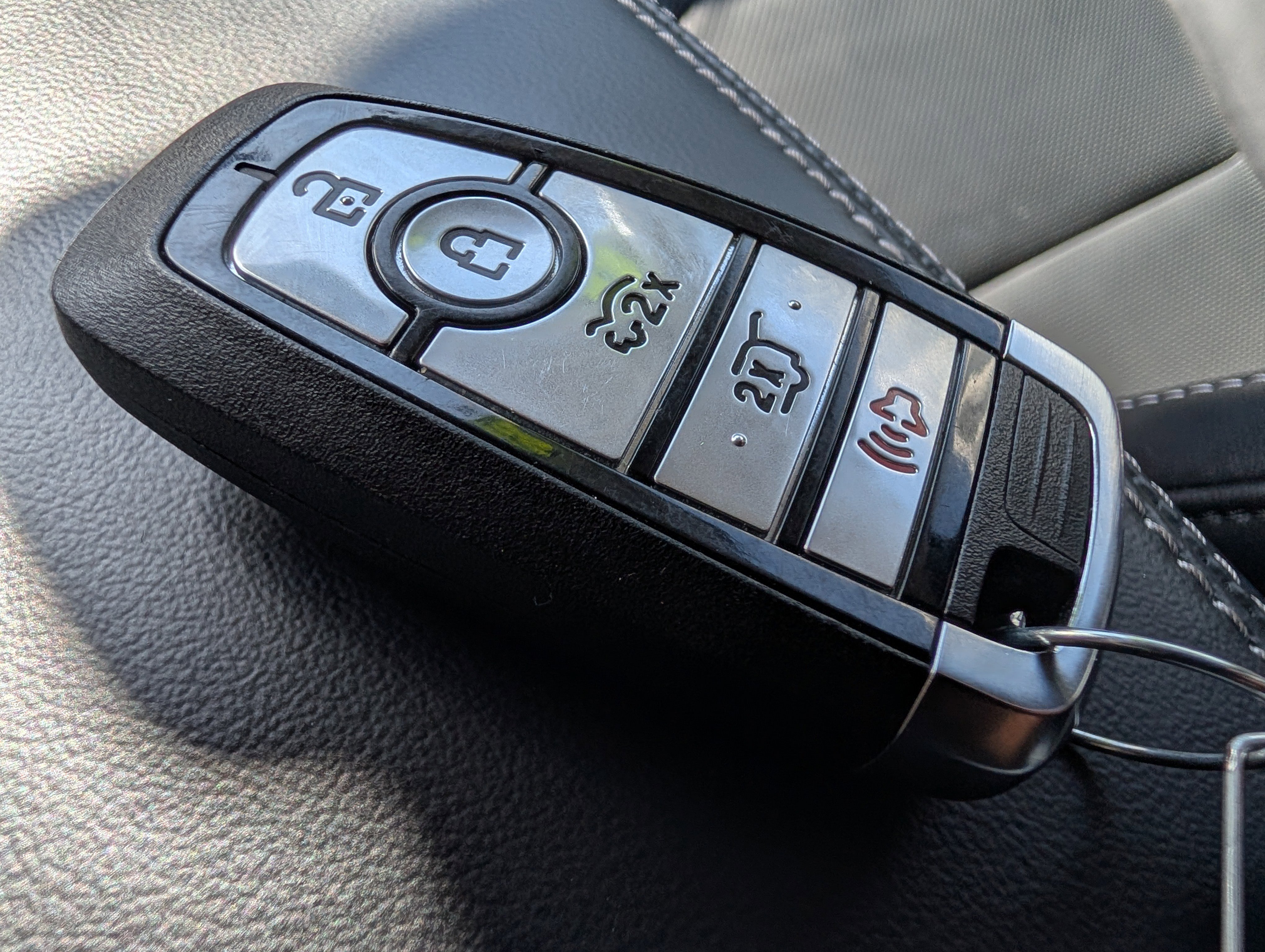 Certified 2025 Ford Mustang Mach-E Premium RWD image 33