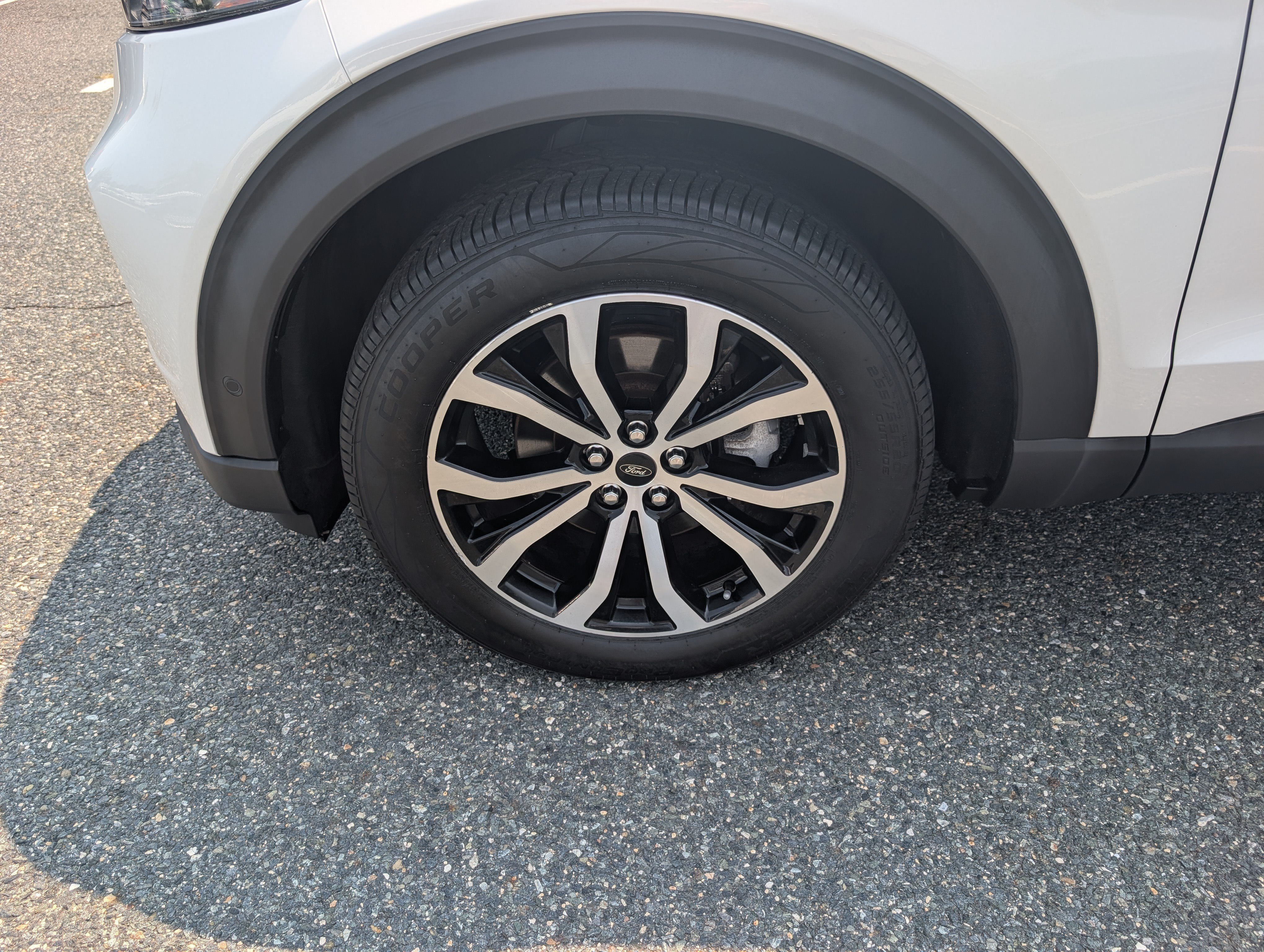 Certified 2020 Ford Explorer ST AWD/4WD image 11