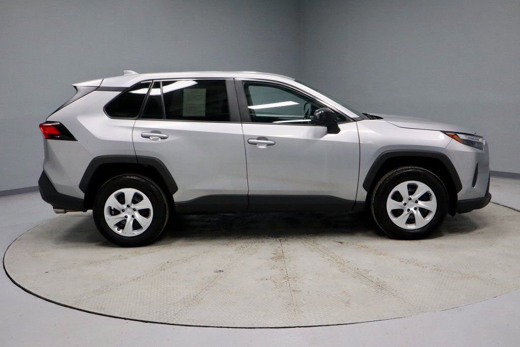 Used 2024 Toyota RAV4 LE image 6