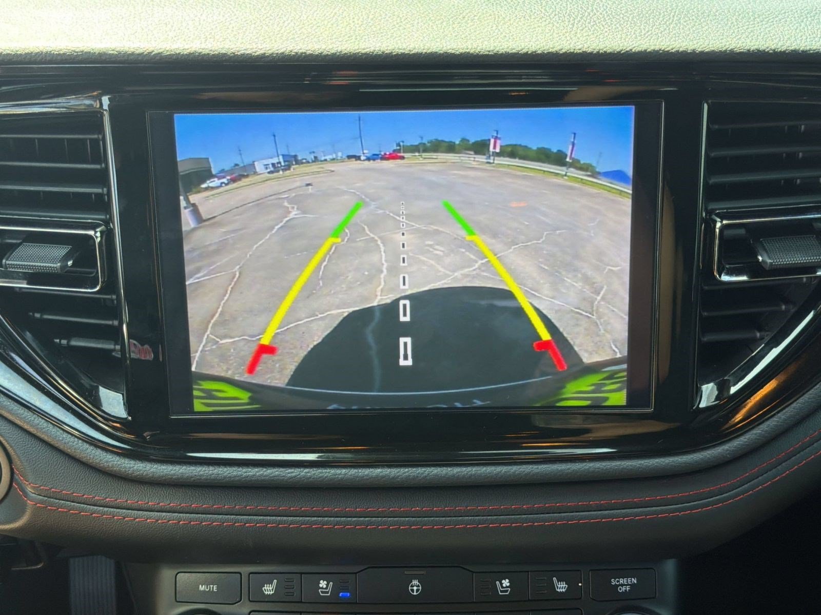 Used 2025 Dodge Durango R/T AWD/4WD image 21