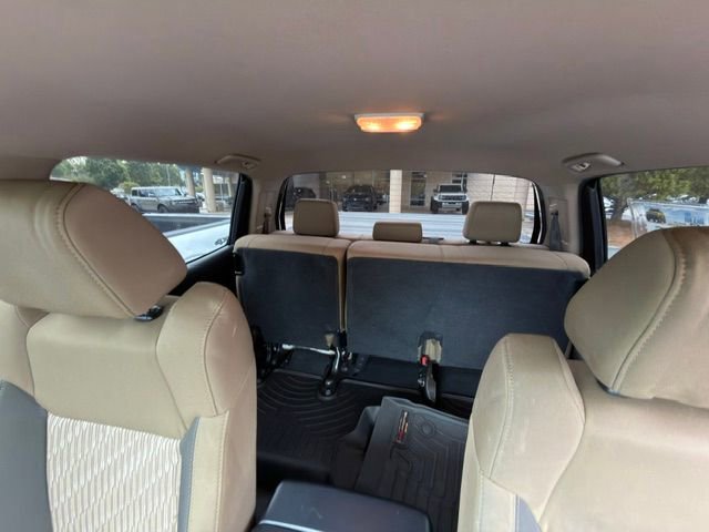 Used 2018 Toyota Tundra SR5 w/ SR5 Upgrade Package AWD/4WD image 9