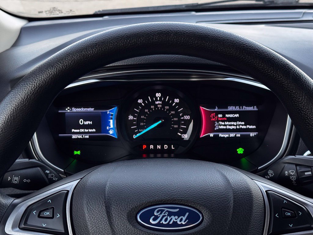 Certified 2019 Ford Fusion SE FWD image 33