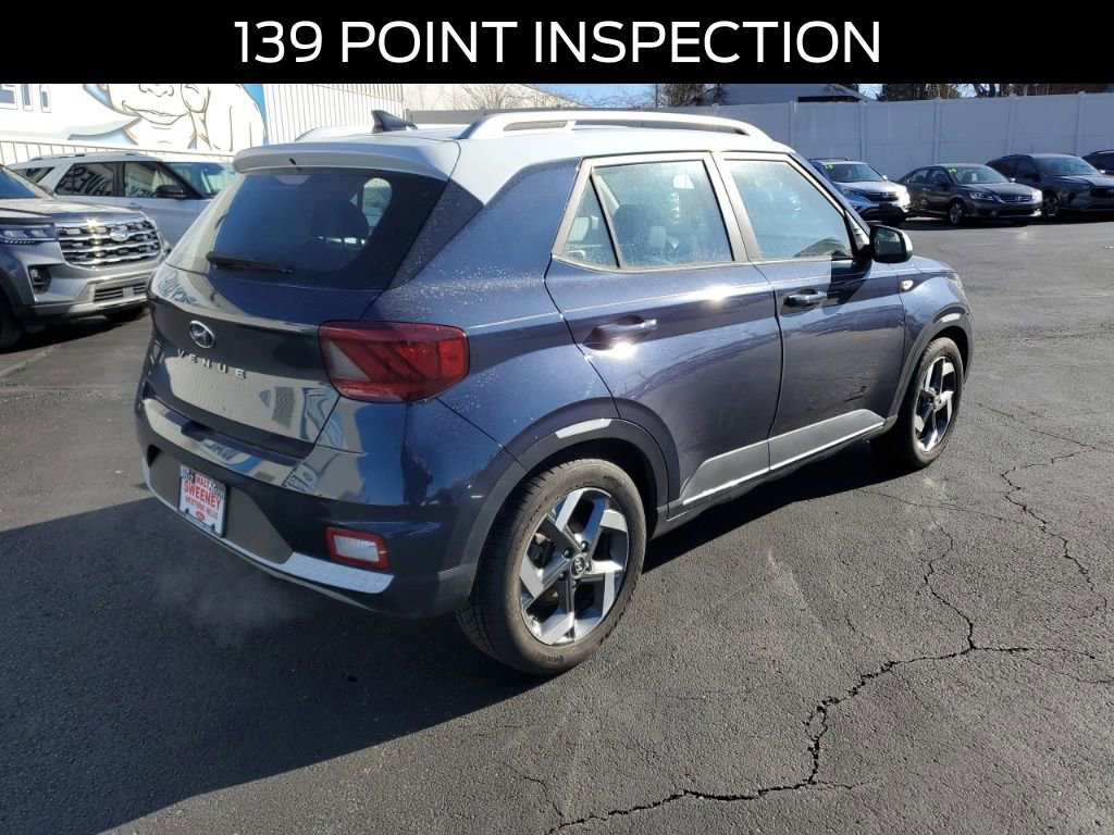 Used 2020 Hyundai Venue image 4
