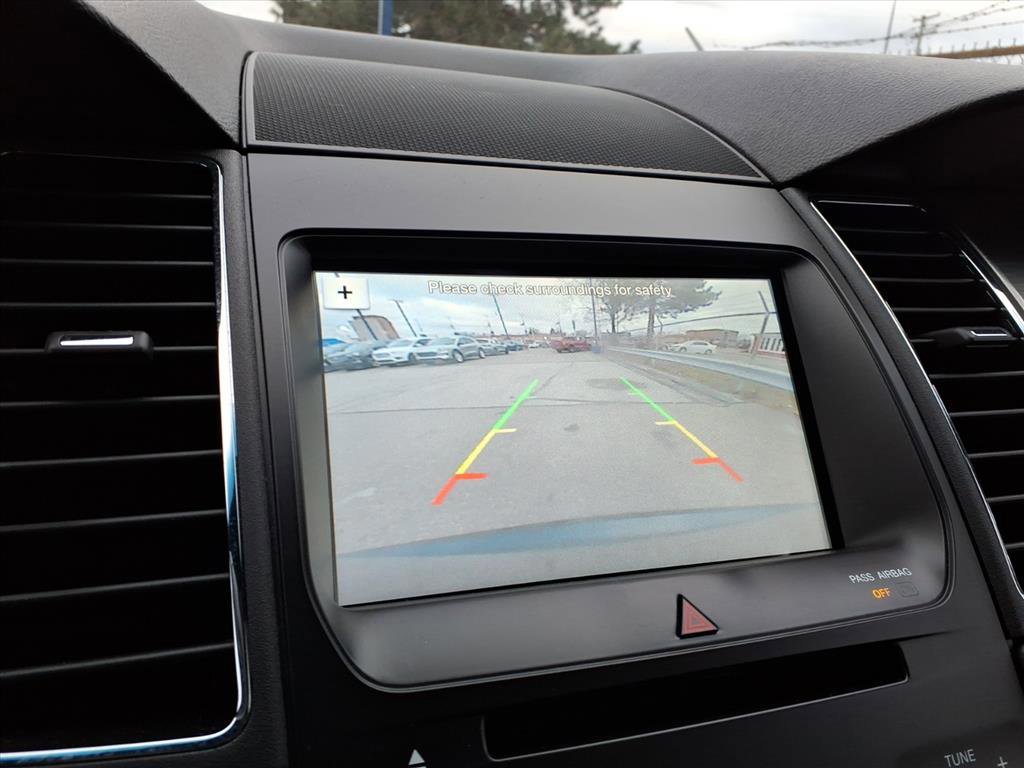 Certified 2018 Ford Taurus SEL w/ Equipment Group 201A image 21