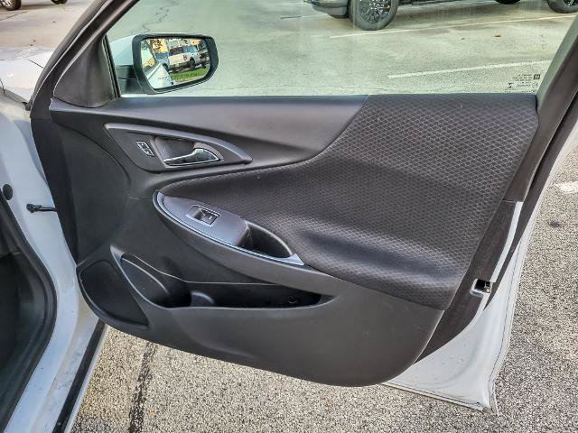 Used 2024 Chevrolet Malibu LT FWD image 24