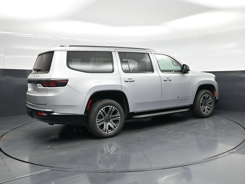 Used 2025 Jeep Wagoneer Series II AWD/4WD image 27