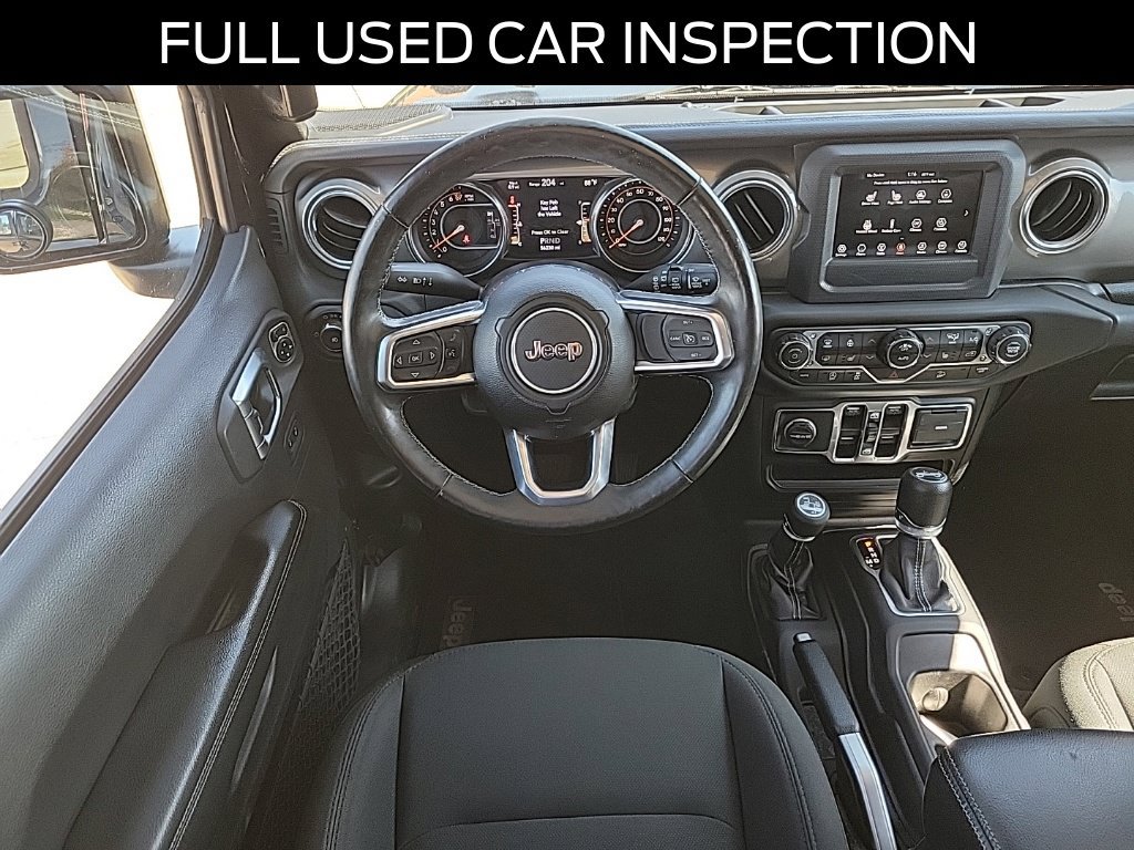 Used 2018 Jeep Wrangler Unlimited Sahara w/ Cold Weather Group AWD/4WD image 9