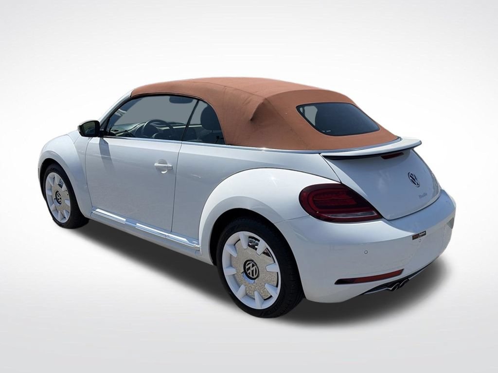 Used 2019 Volkswagen Beetle 2.0T Final Edition SEL FWD image 5