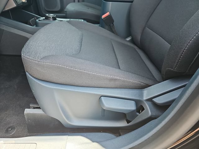 Certified 2025 Ford Maverick XL FWD image 18