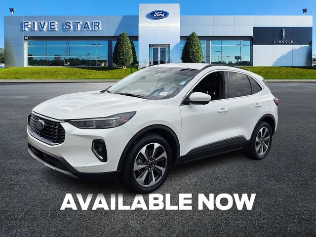 Certified 2023 Ford Escape Platinum image 3