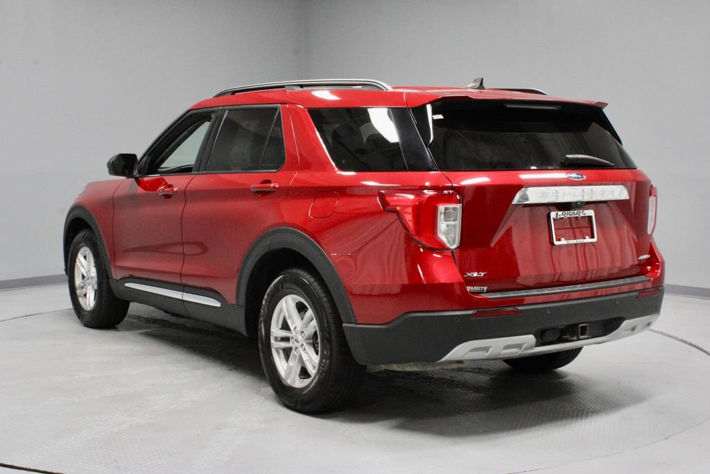 Certified 2023 Ford Explorer XLT w/ Equipment Group 202A AWD/4WD image 10