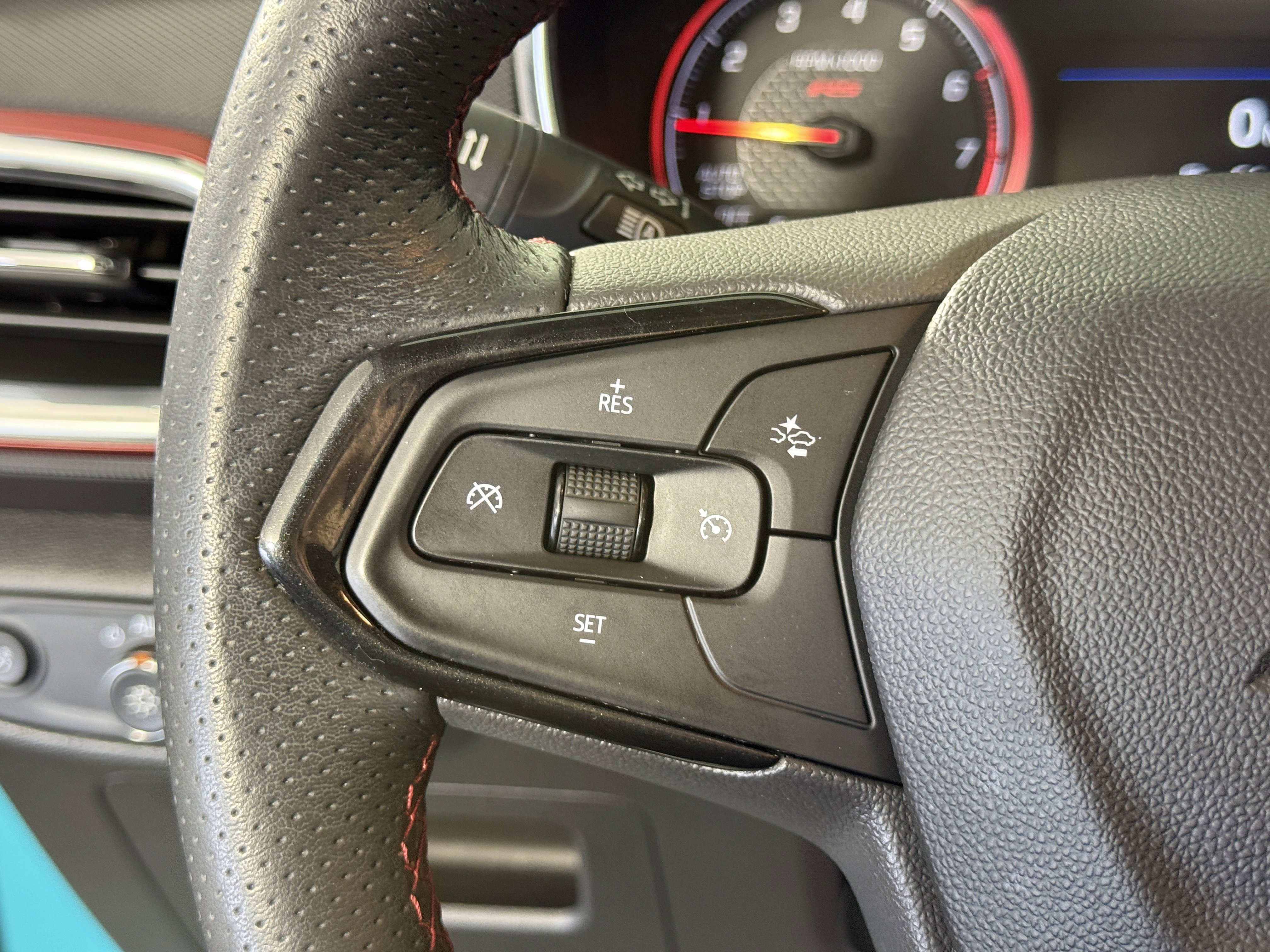 Used 2021 Chevrolet TrailBlazer RS w/ Sun and Liftgate Package image 25