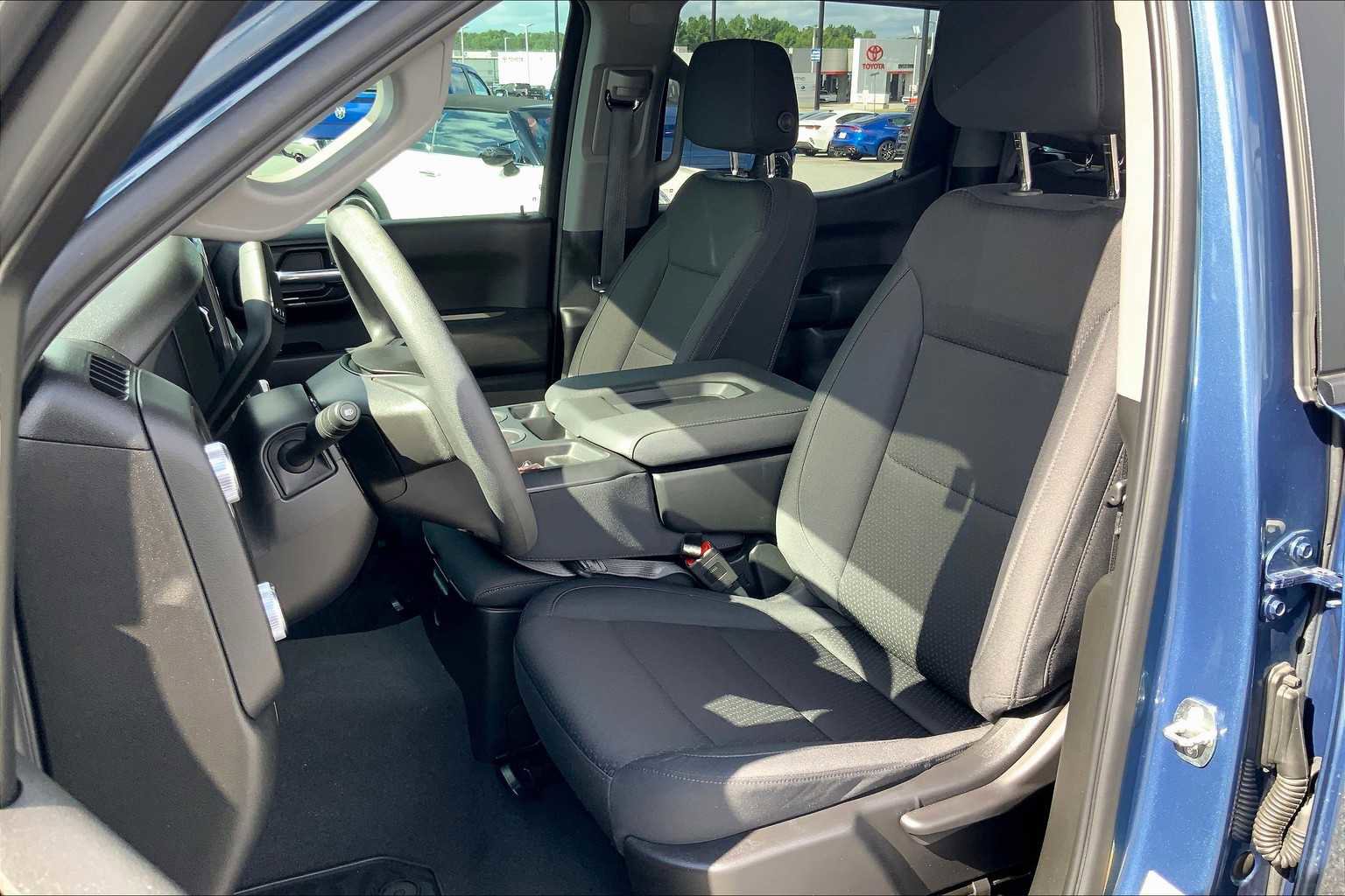 Used 2024 GMC Sierra 1500 Pro w/ Graphite Edition AWD/4WD image 8