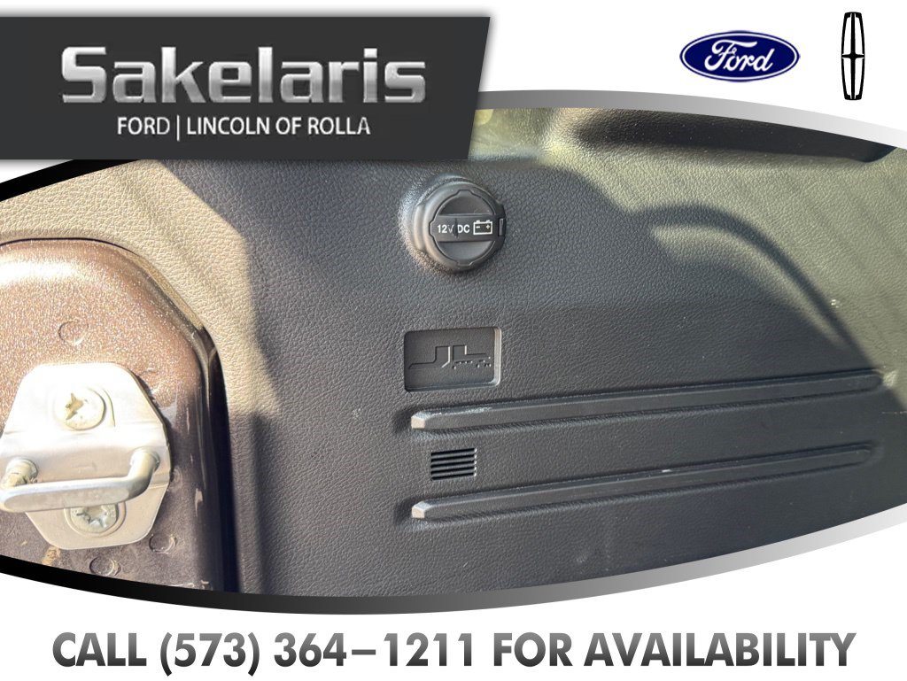 Used 2025 Jeep Wrangler Unlimited Rubicon AWD/4WD image 36