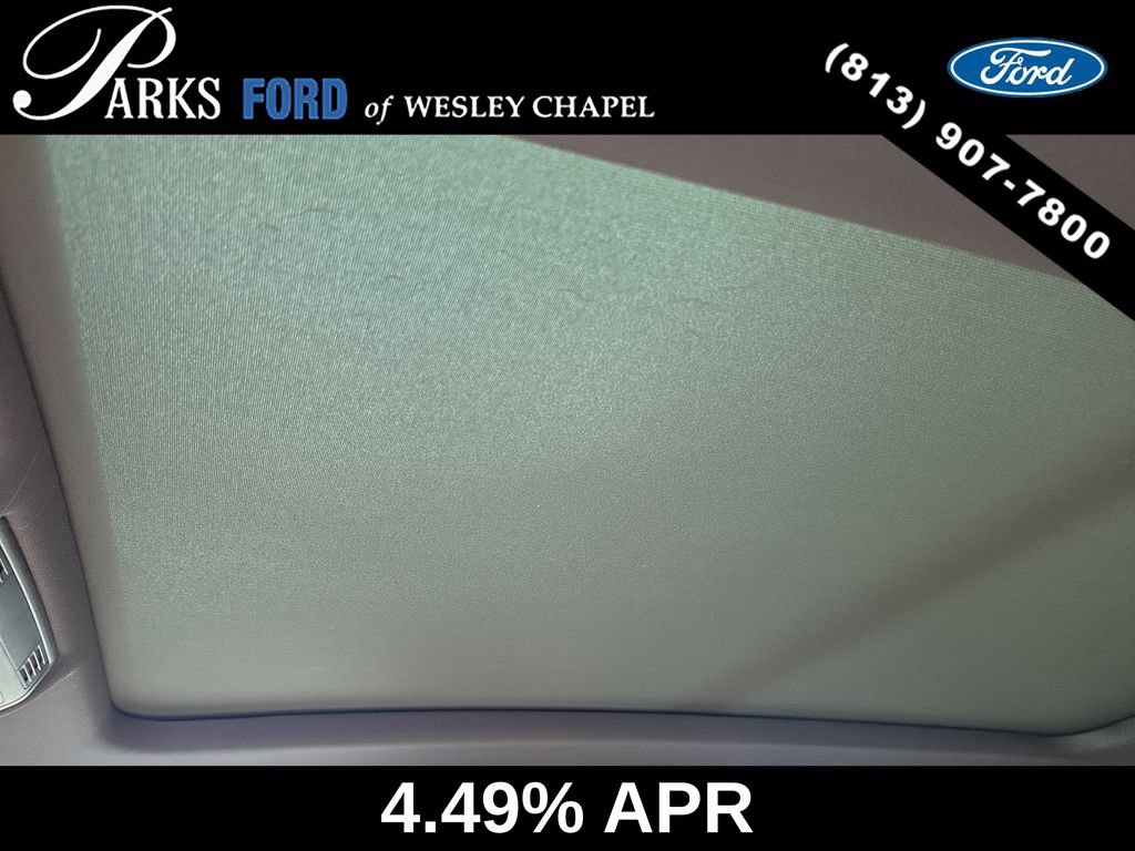 Used 2024 Volkswagen Tiguan SE w/ Panoramic Sunroof Package FWD image 22