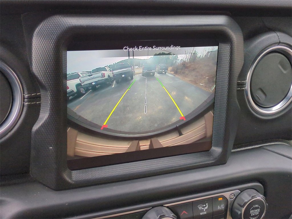 Used 2021 Jeep Wrangler Unlimited Sahara 4xe w/ Cold Weather Group image 19