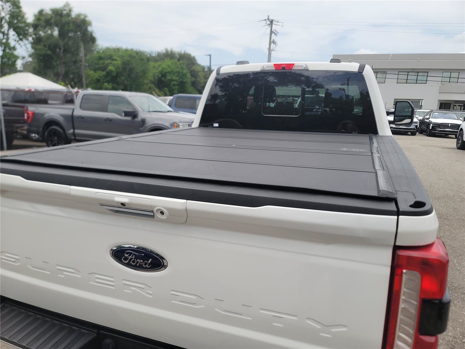 Certified 2023 Ford F250 Lariat w/ Chrome Package AWD/4WD image 6
