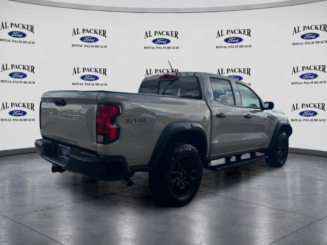 Used 2024 Chevrolet Colorado Trail Boss w/ Technology Package AWD/4WD image 9