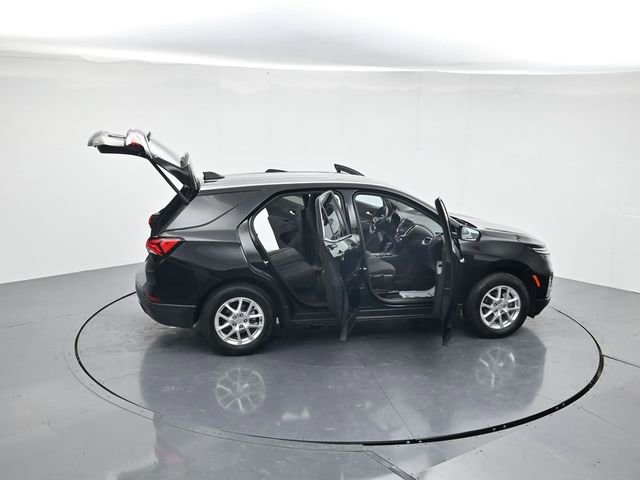 Used 2024 Chevrolet Equinox LT image 45