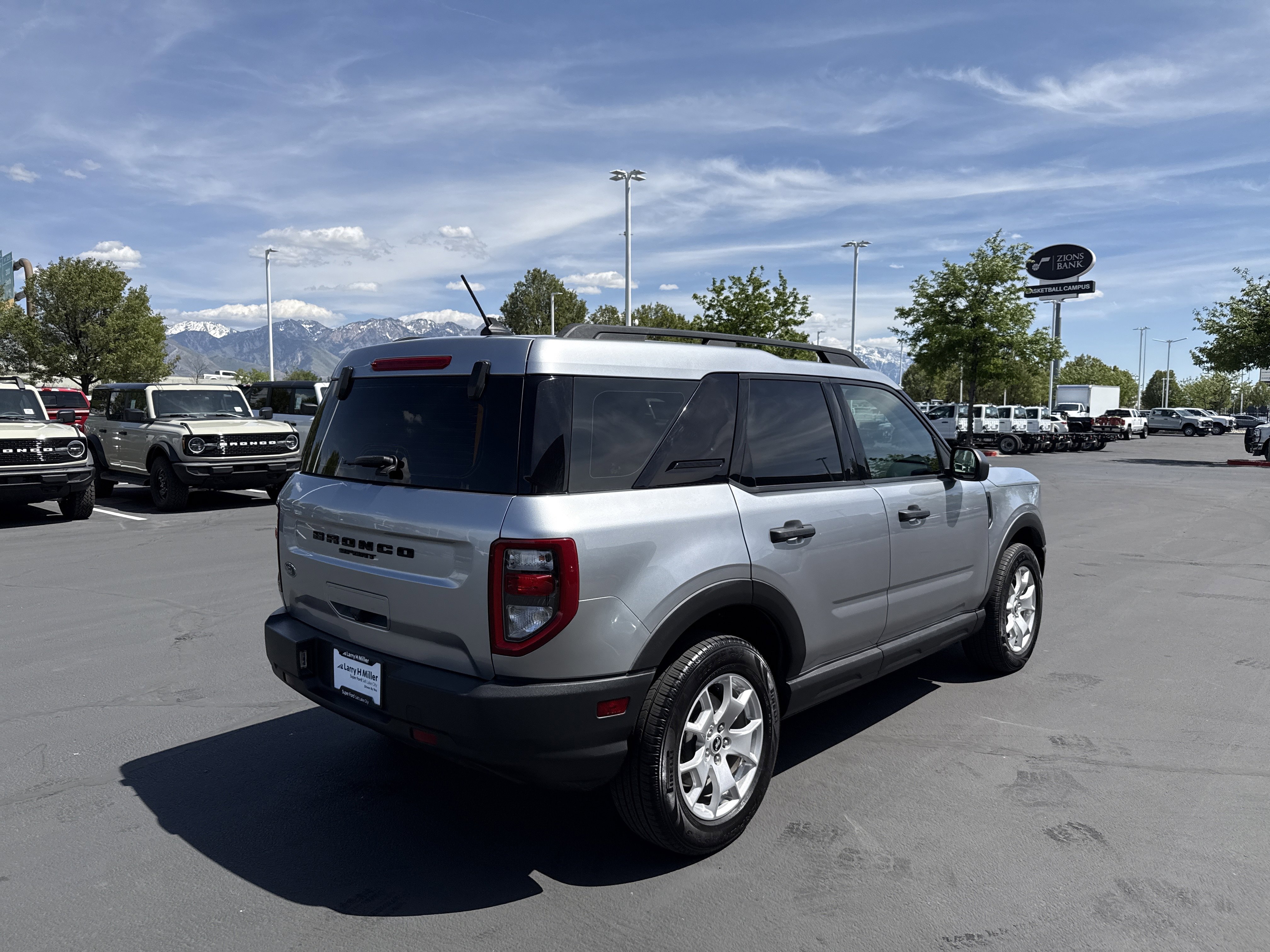 Certified 2021 Ford Bronco Sport AWD/4WD image 5