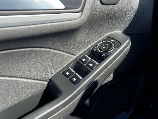 Certified 2023 Ford Escape SE w/ PHEV Premium Package FWD image 17