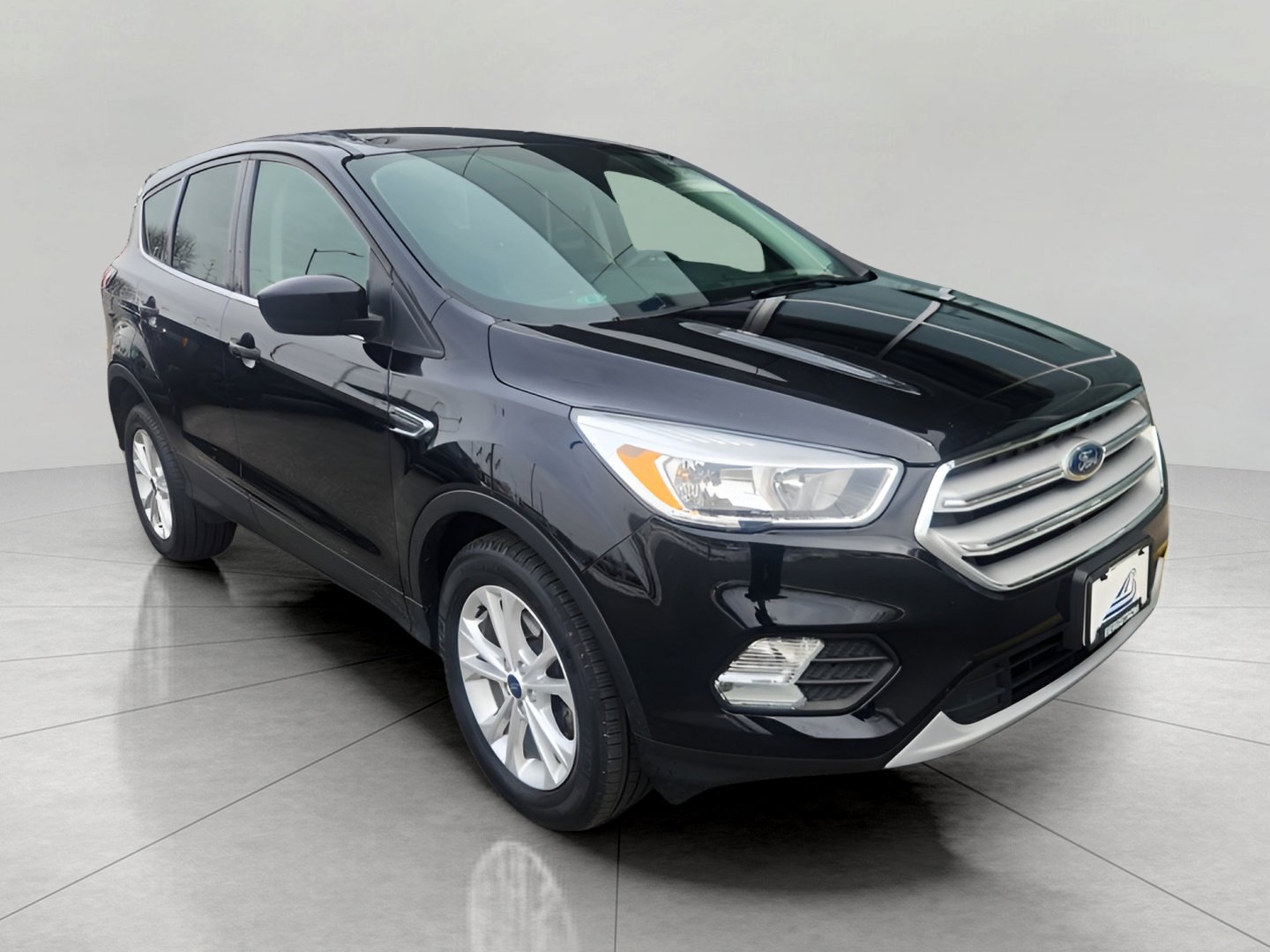 Certified 2019 Ford Escape SE image 1