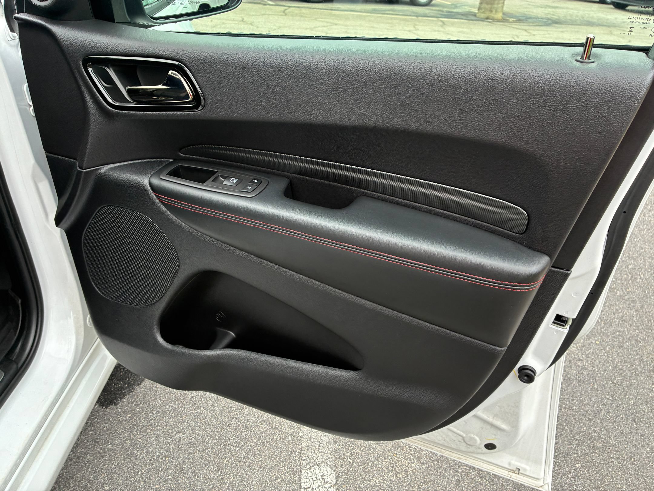 Used 2025 Dodge Durango GT AWD/4WD image 31