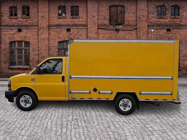 Used 2021 GMC Savana 3500 w/ Power Convenience Package RWD image 7