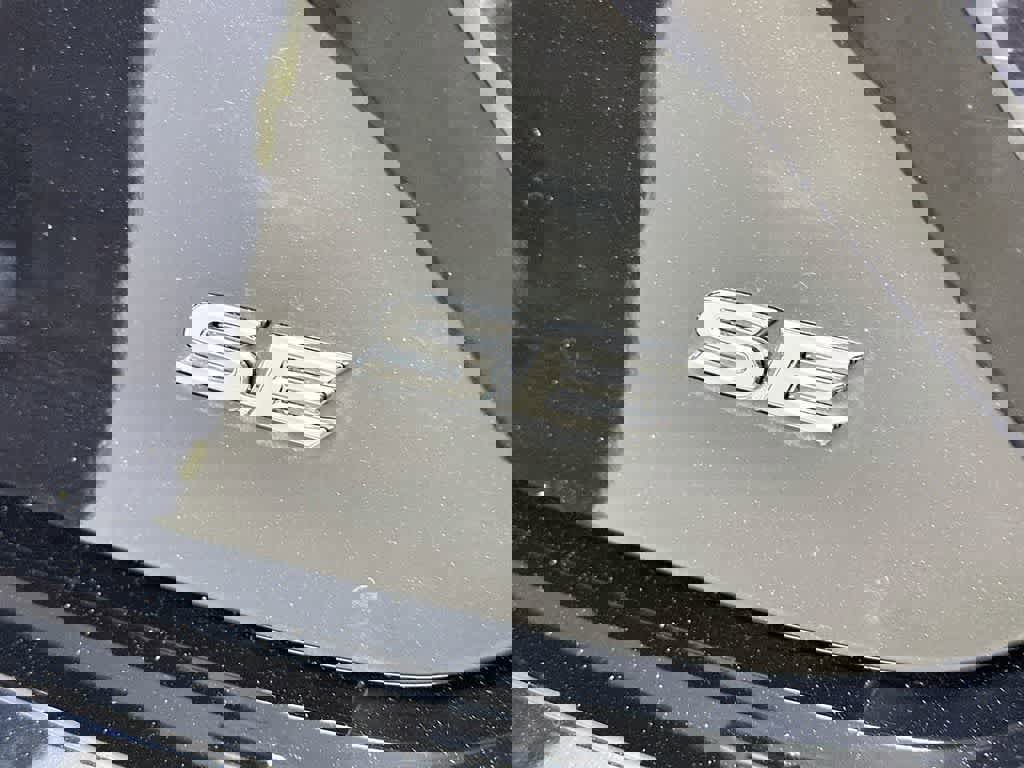 Used 2025 Toyota Camry SE w/ Multimedia Upgrade Package FWD image 10