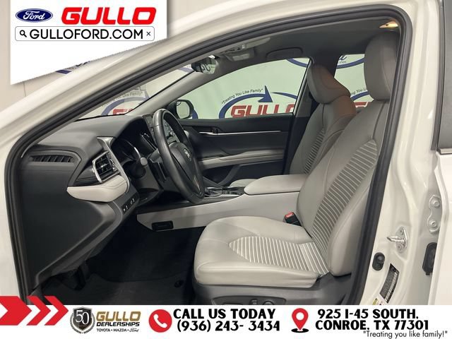 Used 2022 Toyota Camry SE FWD image 29