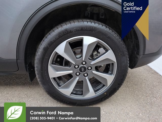 Certified 2024 Ford Escape Platinum AWD/4WD image 33